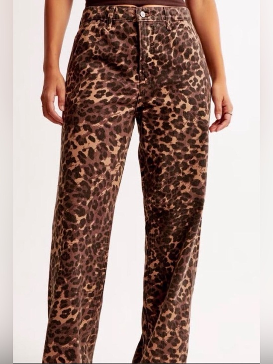 Abercrombie & Fitch Denim - Abercrombie & Fitch Leopard Print Mid-Rise jeans - Brown/Black